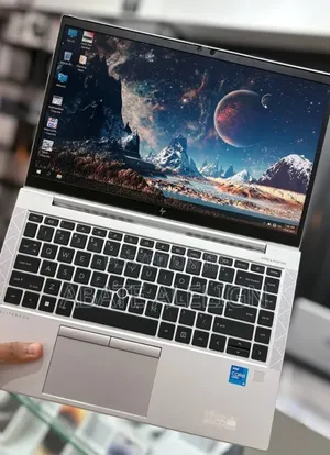 New Laptop HP EliteBook 830 G8 16GB Intel Core i5 SSD 512GB