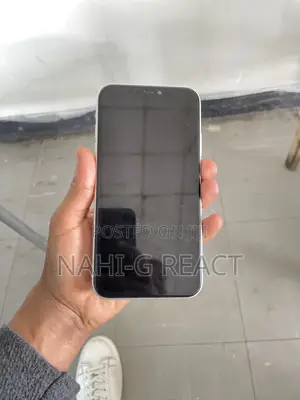 Apple iPhone 11 64 GB White