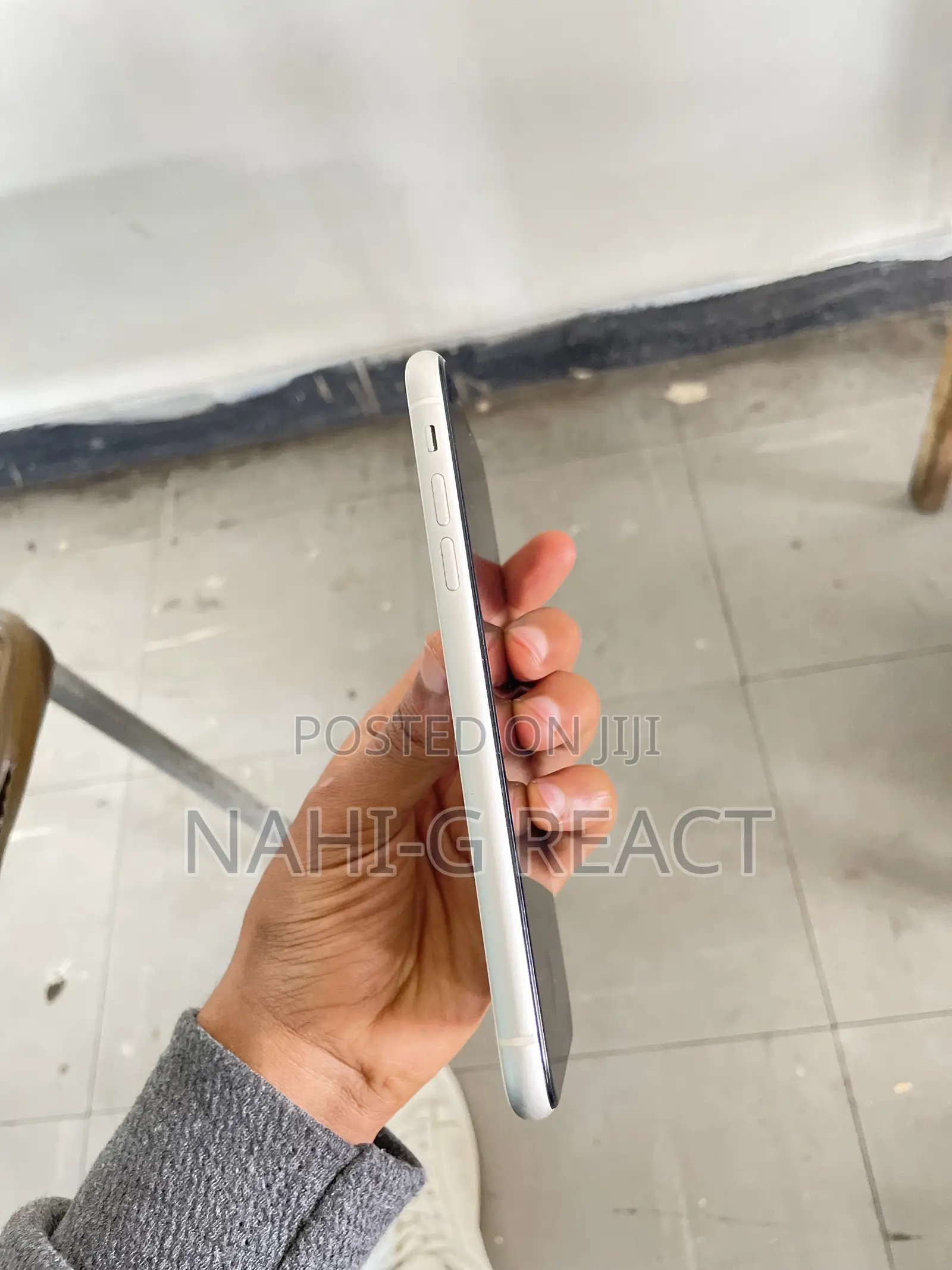 Apple iPhone 11 64 GB White