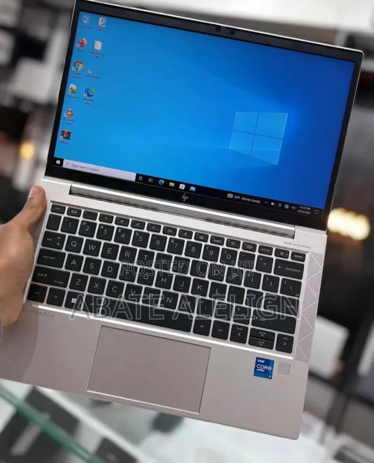 New Laptop HP EliteBook 830 G8 16GB Intel Core i7 SSD 512GB