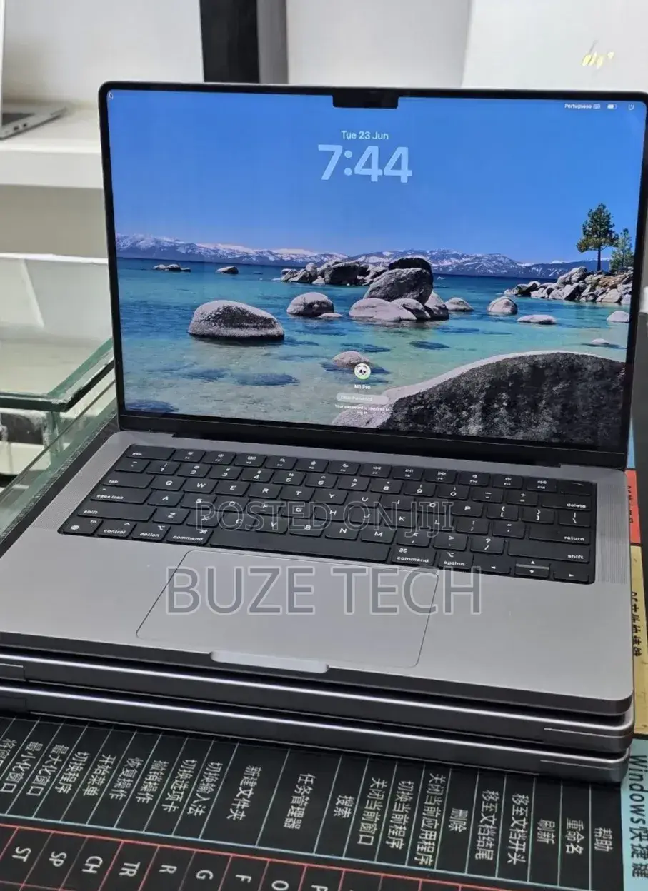 New Laptop Apple MacBook Pro 2021 M1 32GB Apple M1 Pro SSD 512GB