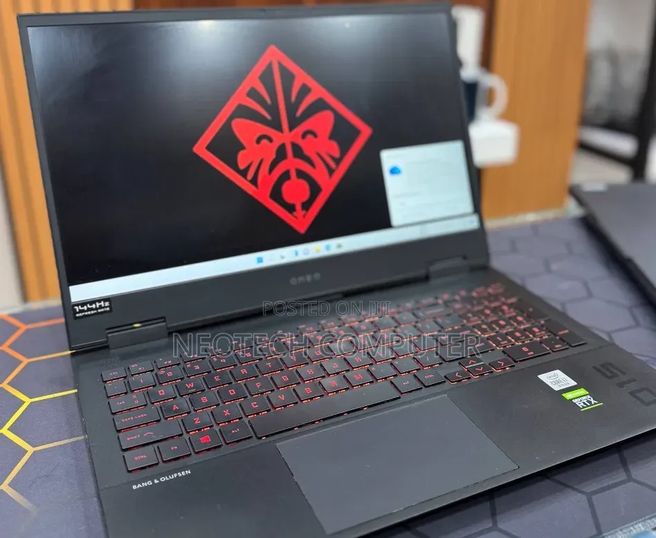New Laptop HP Omen 15 16GB Intel Core i7 SSD 512GB