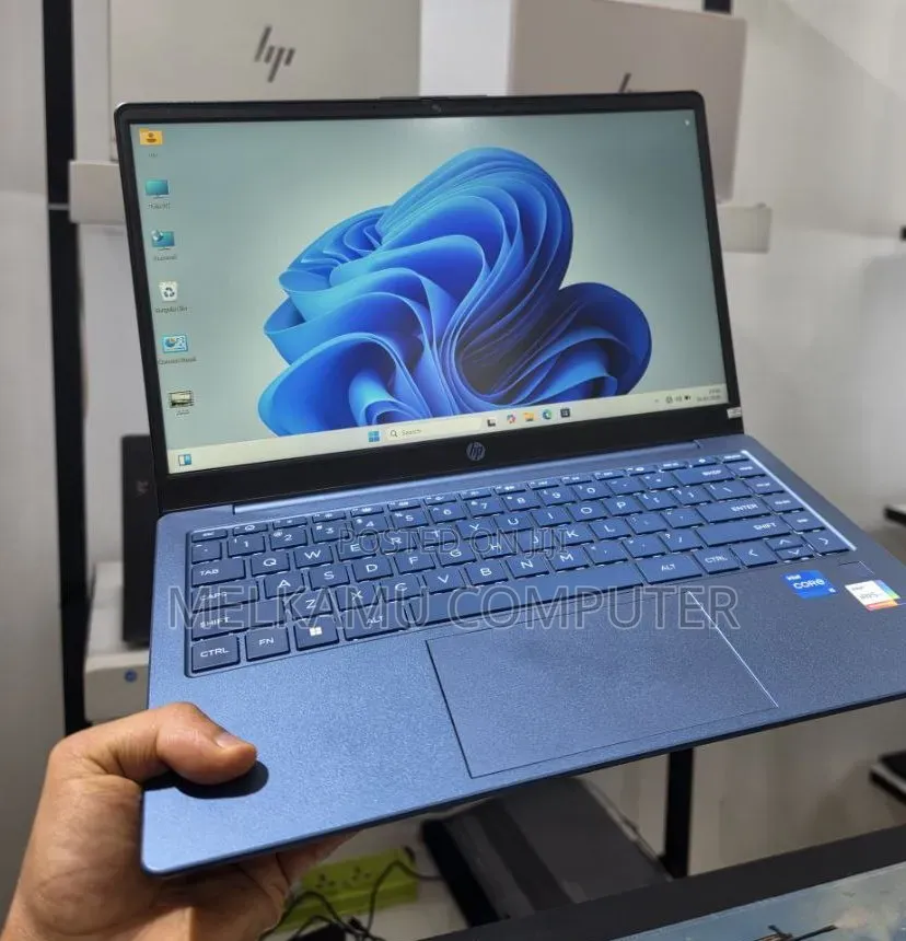 New Laptop HP Stream Notebook 16GB Intel Core i5 SSD 1T