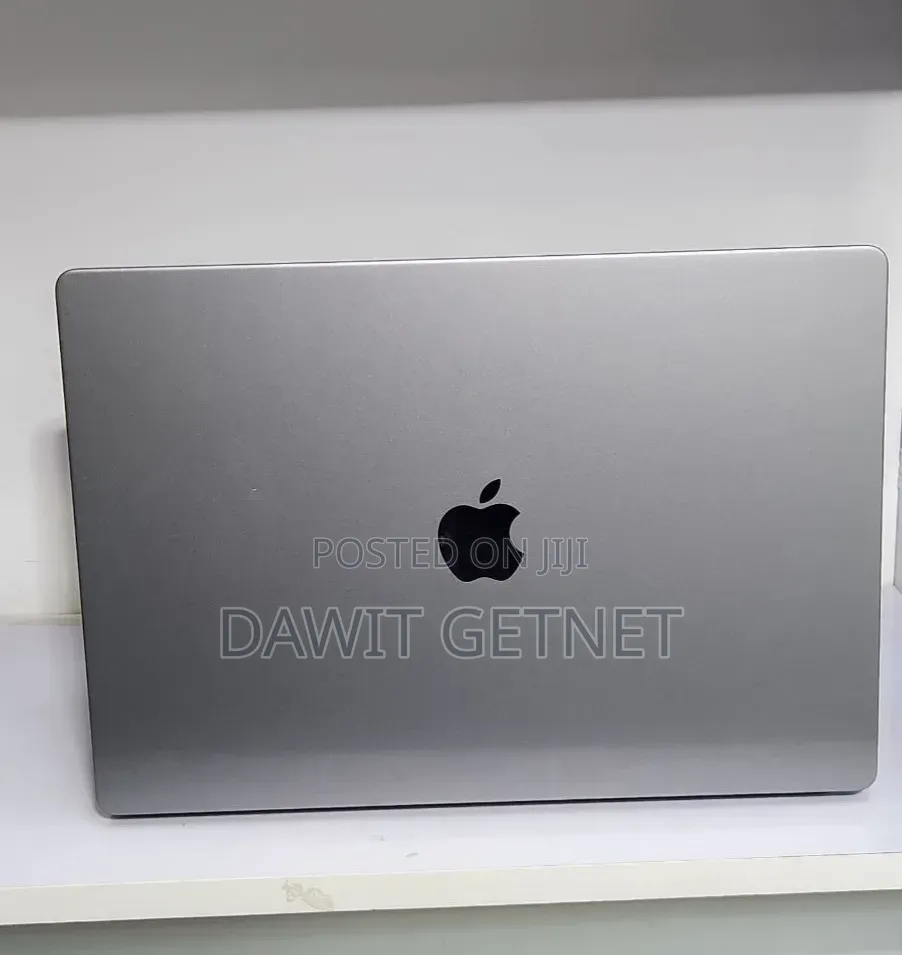New Laptop Apple MacBook Pro 2021 M1 32GB Apple M1 Pro SSD 512GB