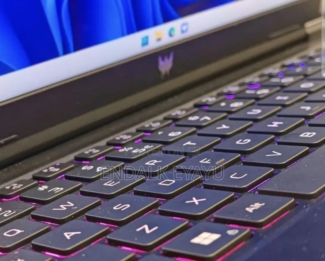 New Laptop Acer Predator Helios Neo 16 16GB Intel Core i9 SSD 1T