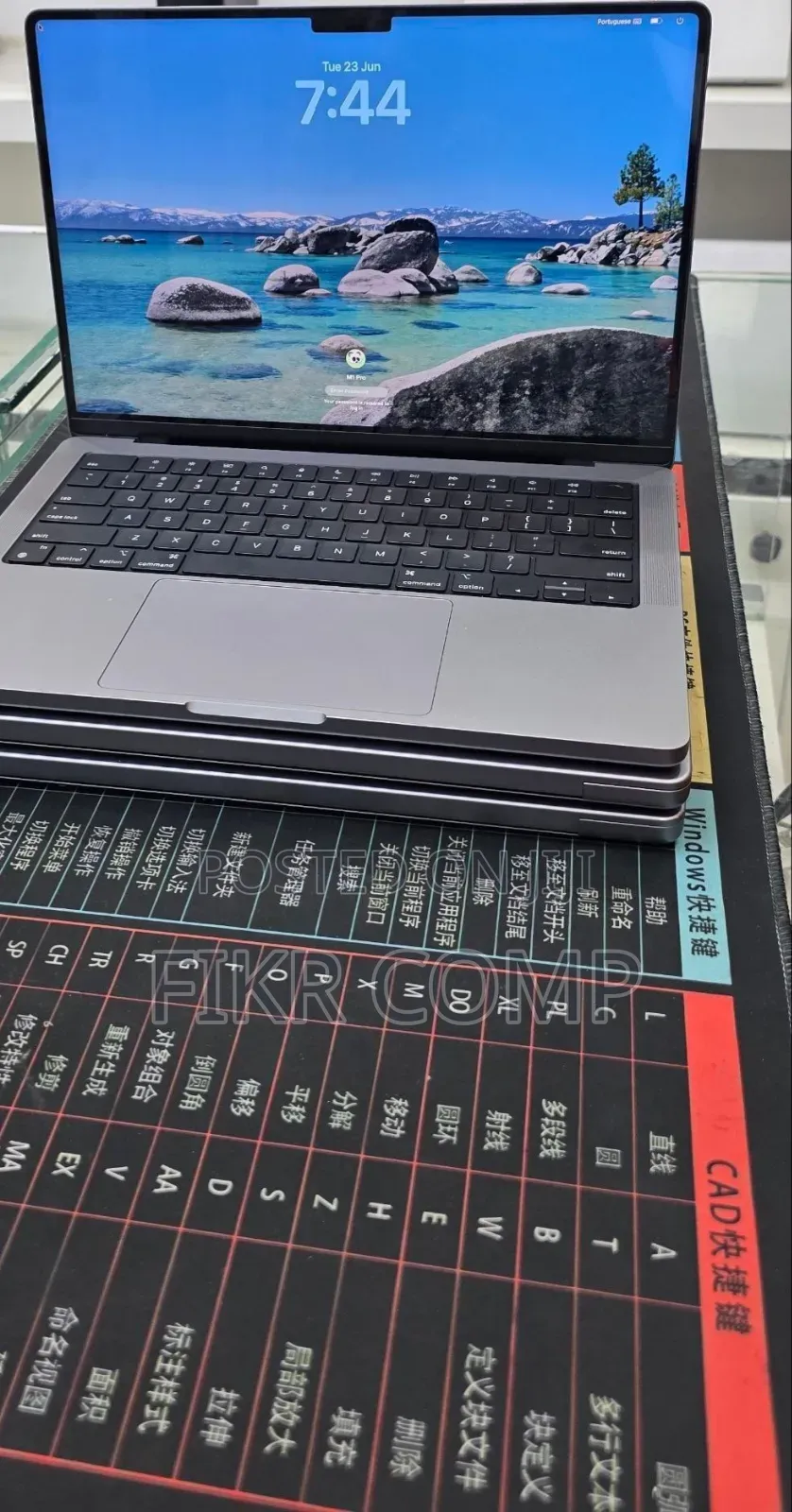 New Laptop Apple MacBook Pro 32GB Intel Core i7 SSD 512GB