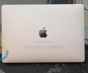 New Laptop Apple MacBook Pro 2021 M1 16GB Apple M1 Pro SSD 256GB