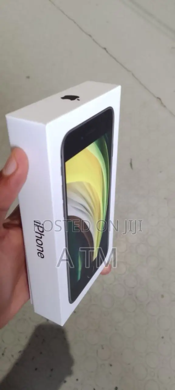 New Apple iPhone SE 64 GB Black