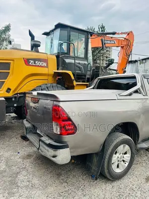 Toyota Hilux Revo Single Cab Deisel 2.4 RWD 2017 Gray