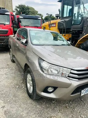 Toyota Hilux Revo Single Cab Deisel 2.4 RWD 2017 Gray