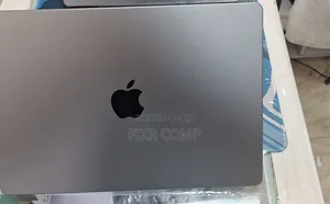 New Laptop Apple MacBook Pro 2021 M1 16GB Intel Core i7 SSD 512GB