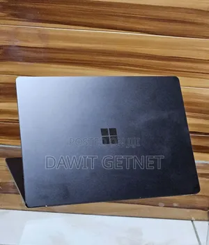 New Laptop Microsoft Surface 16GB Intel Core i7 SSD 256GB