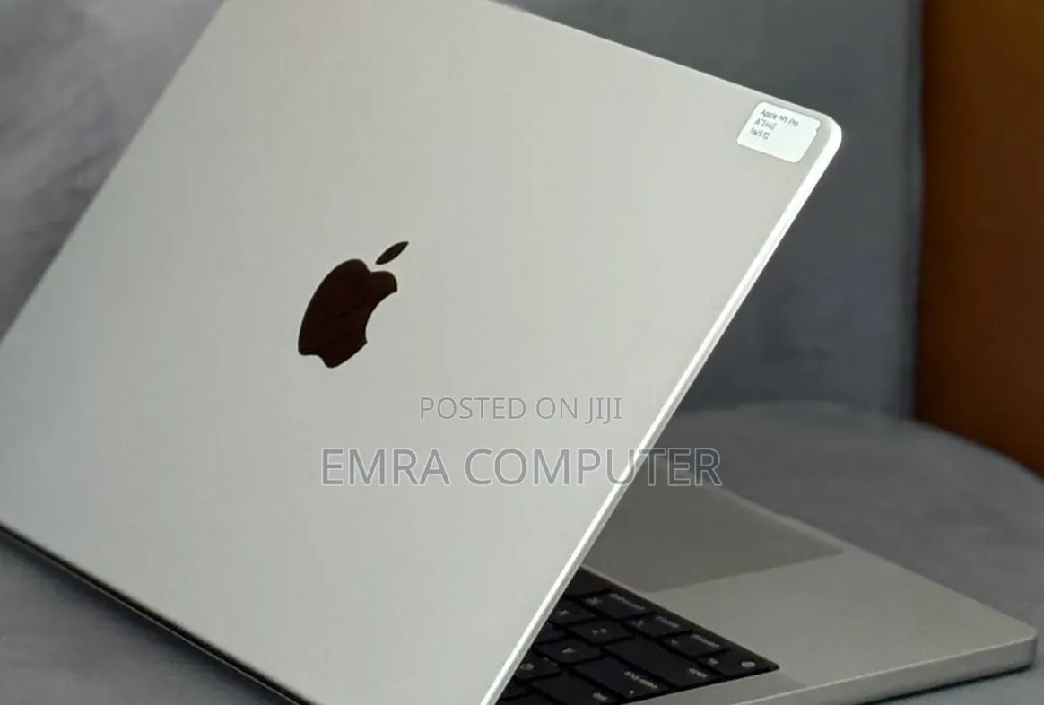 New Laptop Apple MacBook Pro 2021 M1 16GB Apple M1 Pro SSD 512GB
