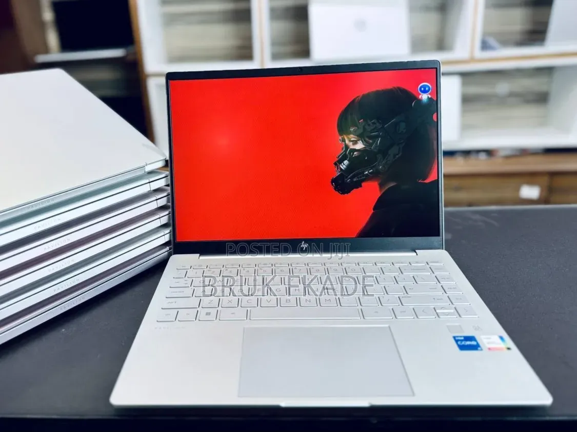 New Laptop HP Pavilion 14 16GB Intel Core i5 SSD 512GB