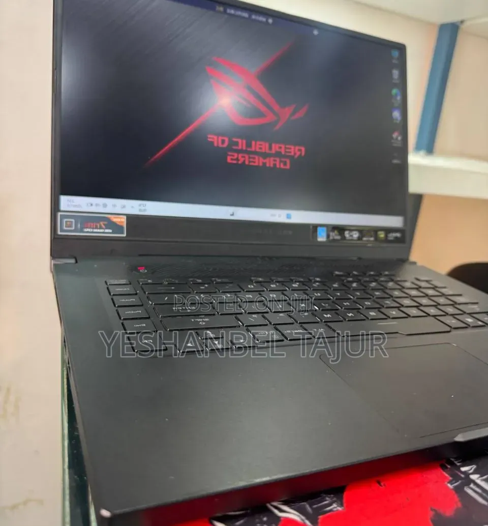 New Laptop Asus ROG Zephyrus G15 16GB AMD Ryzen 9 SSD 512GB