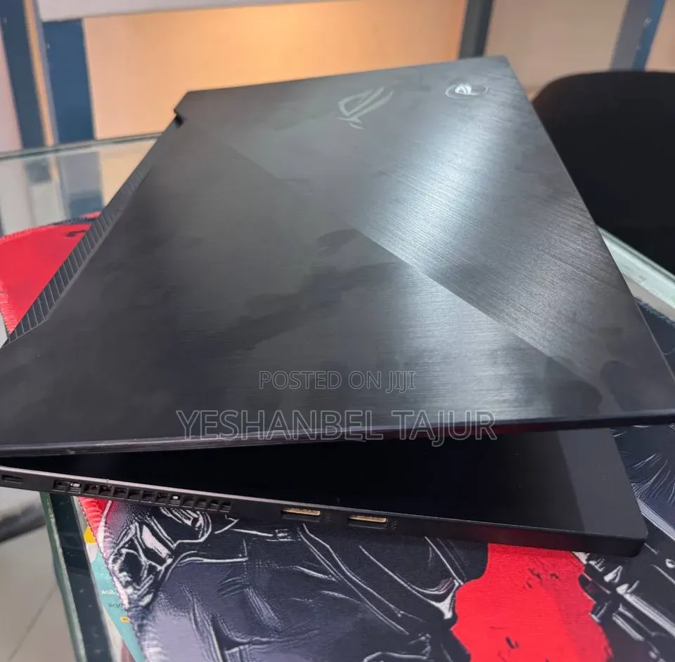 New Laptop Asus ROG Zephyrus G15 16GB AMD Ryzen 9 SSD 512GB