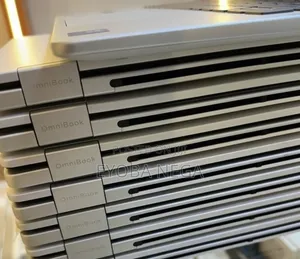 New Laptop HP OmniBook 5 14" 16GB Intel Core 7 SSD 512GB
