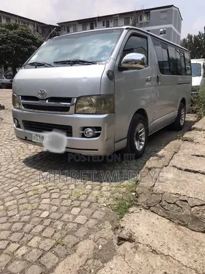 Toyota HiAce 2007 Silver