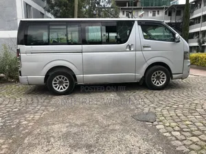 Toyota HiAce 2007 Silver