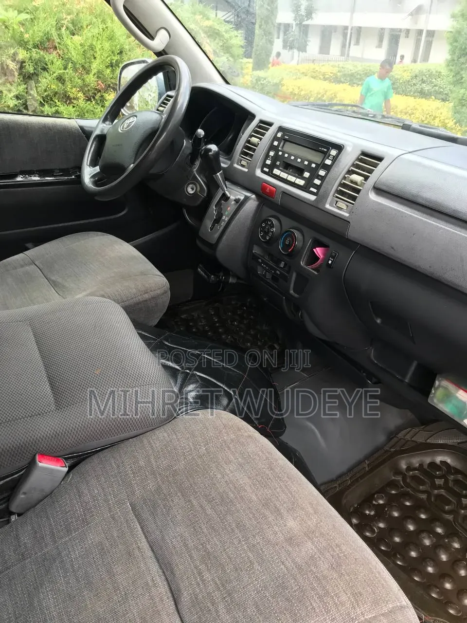 Toyota HiAce 2007 Silver