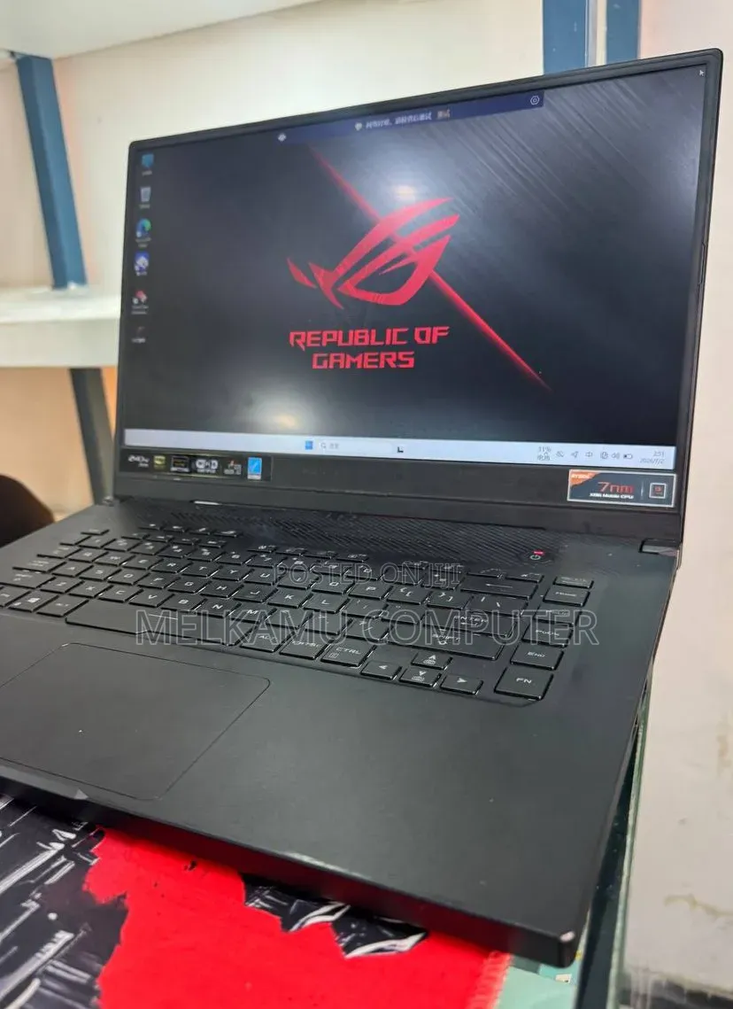 New Laptop Asus ROG Zephyrus G15 16GB AMD Ryzen 9 SSD 512GB