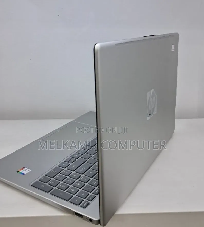 New Laptop HP Stream Notebook 16GB Intel Core i5 SSD 1T