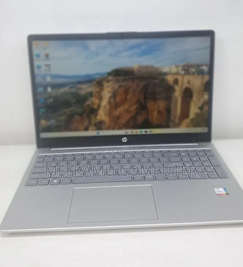 New Laptop HP Stream Notebook 16GB Intel Core i5 SSD 1T