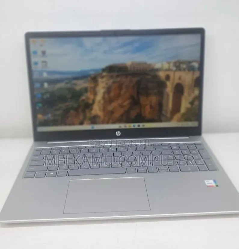 New Laptop HP Stream Notebook 16GB Intel Core i5 SSD 1T