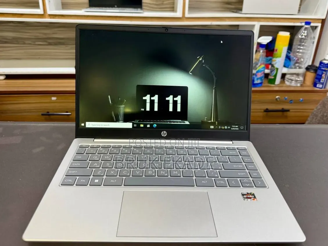 New Laptop HP Stream Notebook 8GB AMD Ryzen 5 SSD 512GB