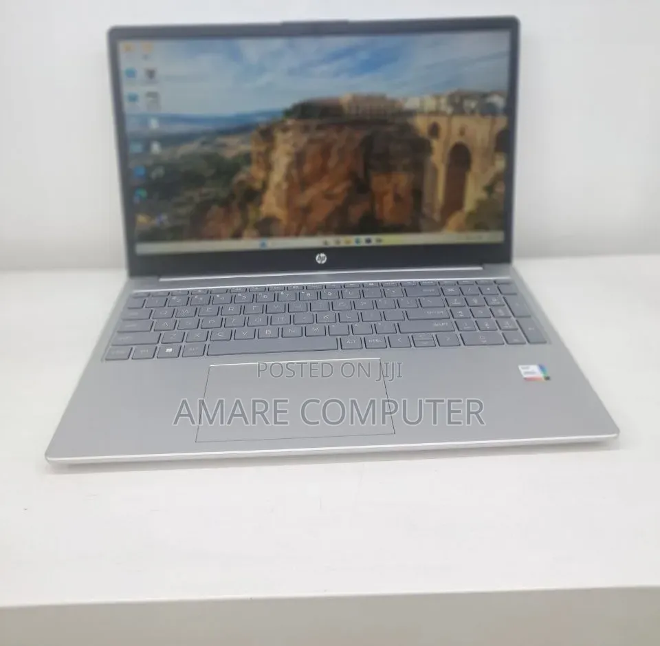 New Laptop HP Stream Notebook 16GB Intel Core i5 SSD 512GB