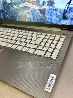 New Laptop Lenovo IdeaPad 1 12GB Intel Core i5 SSD 512GB