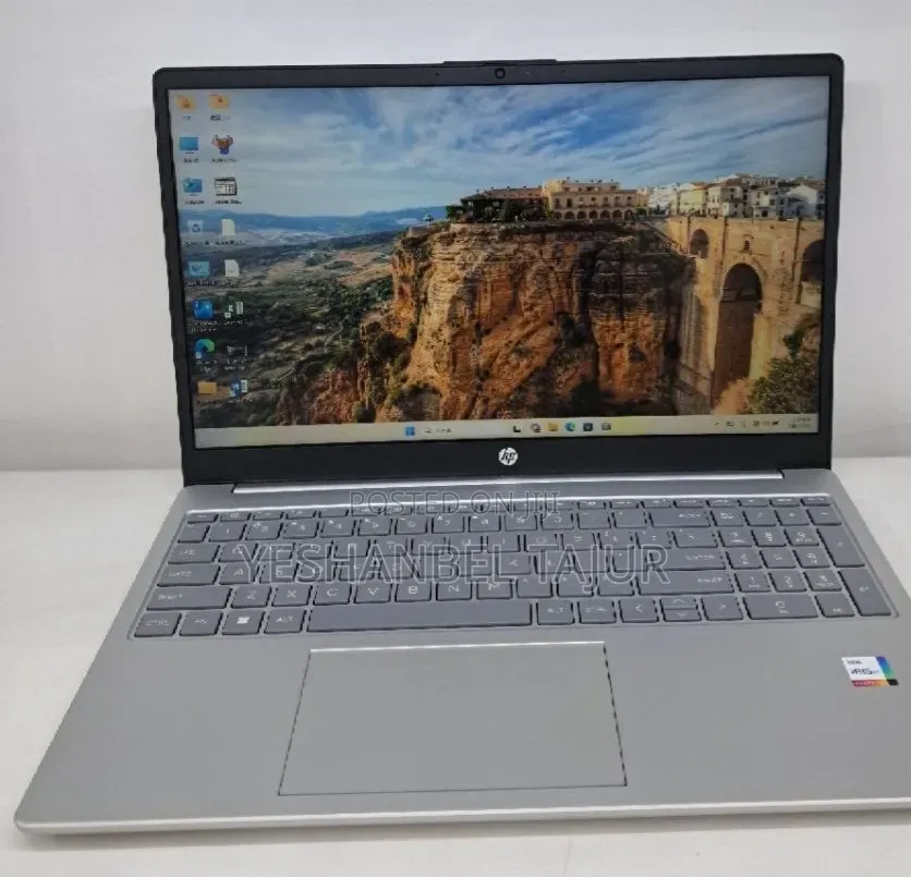 New Laptop HP Stream Notebook 16GB Intel Core i5 SSD 512GB