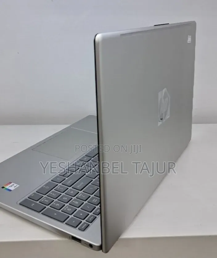 New Laptop HP Stream Notebook 16GB Intel Core i5 SSD 512GB