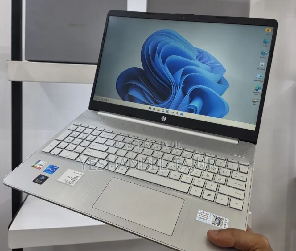 New Laptop HP Stream Notebook 16GB Intel Core i5 SSD 512GB