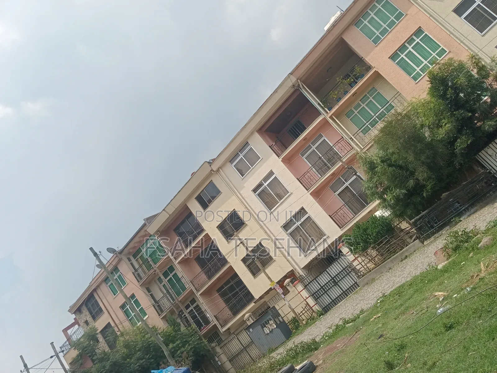 6bdrm House in House G+3, Bole for rent