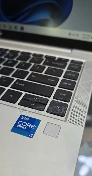 New Laptop HP EliteBook 840 G8 16GB Intel Core i5 SSD 512GB