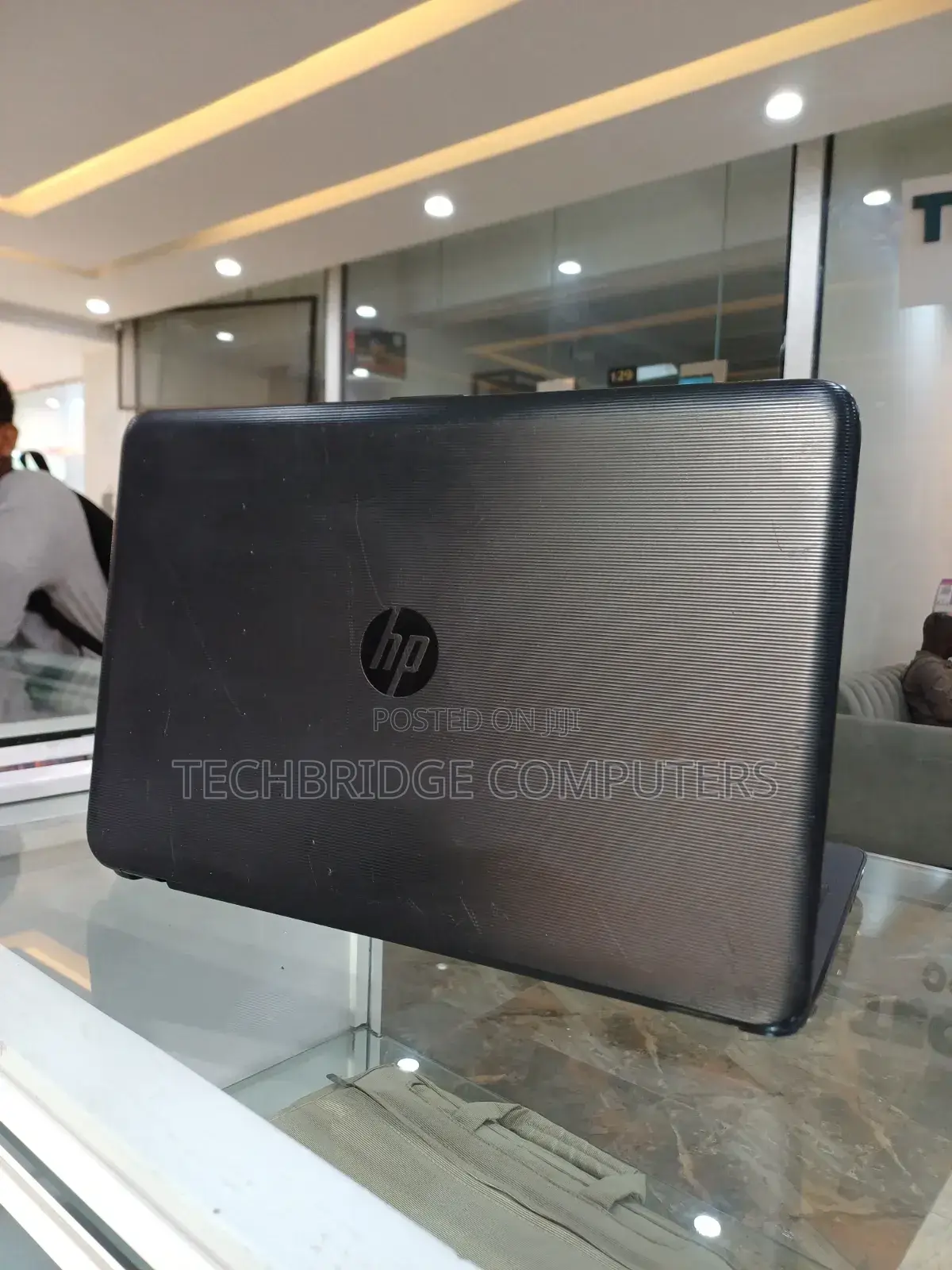 Laptop HP 15s 4GB Intel Celeron HDD 512GB