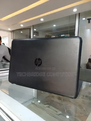 Laptop HP 15s 4GB Intel Celeron HDD 512GB