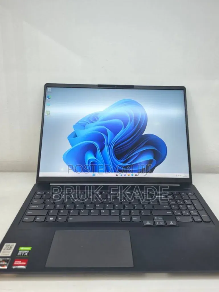New Laptop Lenovo IdeaPad 1 16GB AMD Ryzen 7 SSD 512GB