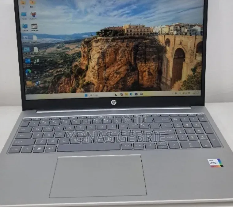 New Laptop HP Stream Notebook 16GB Intel Core i5 SSD 1T