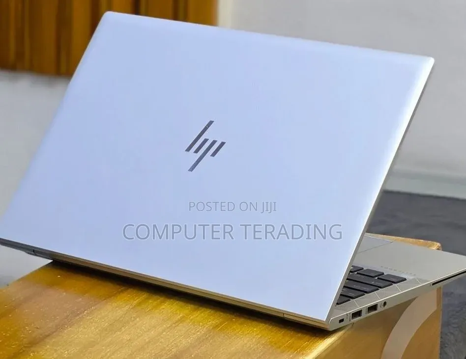 New Laptop HP EliteBook 840 G8 16GB Intel Core i7 SSD 512GB