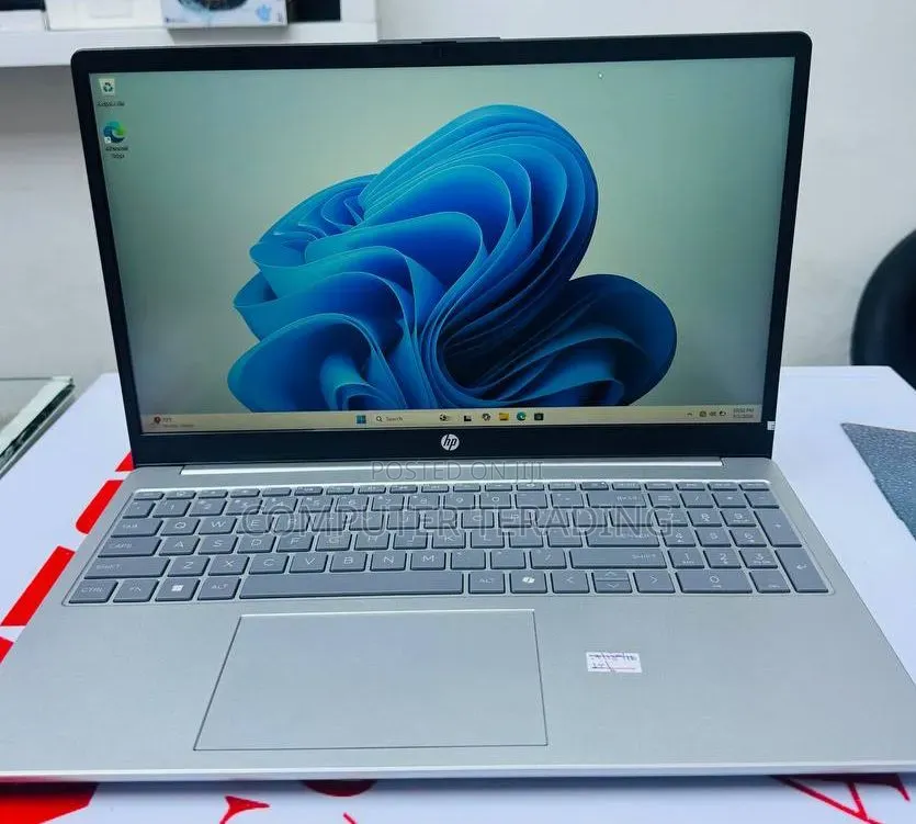 New Laptop HP Stream Notebook 16GB Intel Core i7 SSD 1T