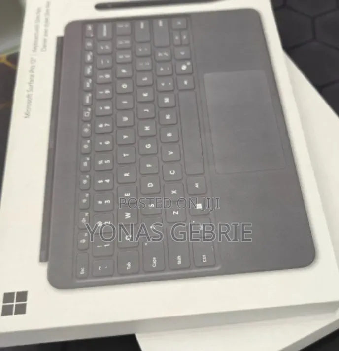 New Microsoft Surface Pro 16GB Qualcomm Snapdragon X Plus SSD 512GB