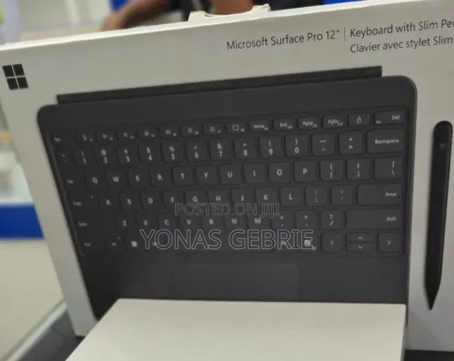 New Microsoft Surface Pro 16GB Qualcomm Snapdragon X Plus SSD 512GB