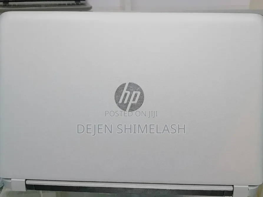 New Laptop HP Envy x360 8GB Intel Core i7 SSD 512GB