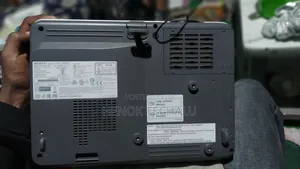 VPL-Dx221.