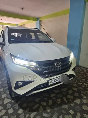 Toyota Rush 2023 White