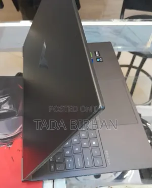 New Laptop HP Victus 15 16GB Intel Core i7 SSD 1T