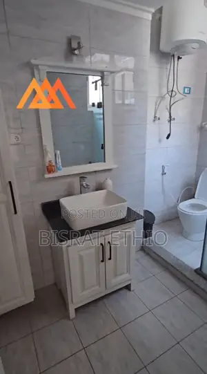 2bdrm Apartment in አያት ሰንሻይን ግቢ ውስጥ, Bole for sale