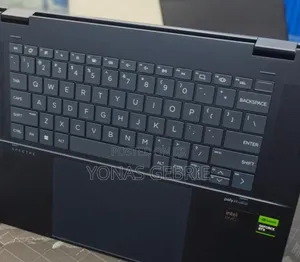 New Laptop HP Spectre 32GB Intel Core Ultra 7 SSD 1T